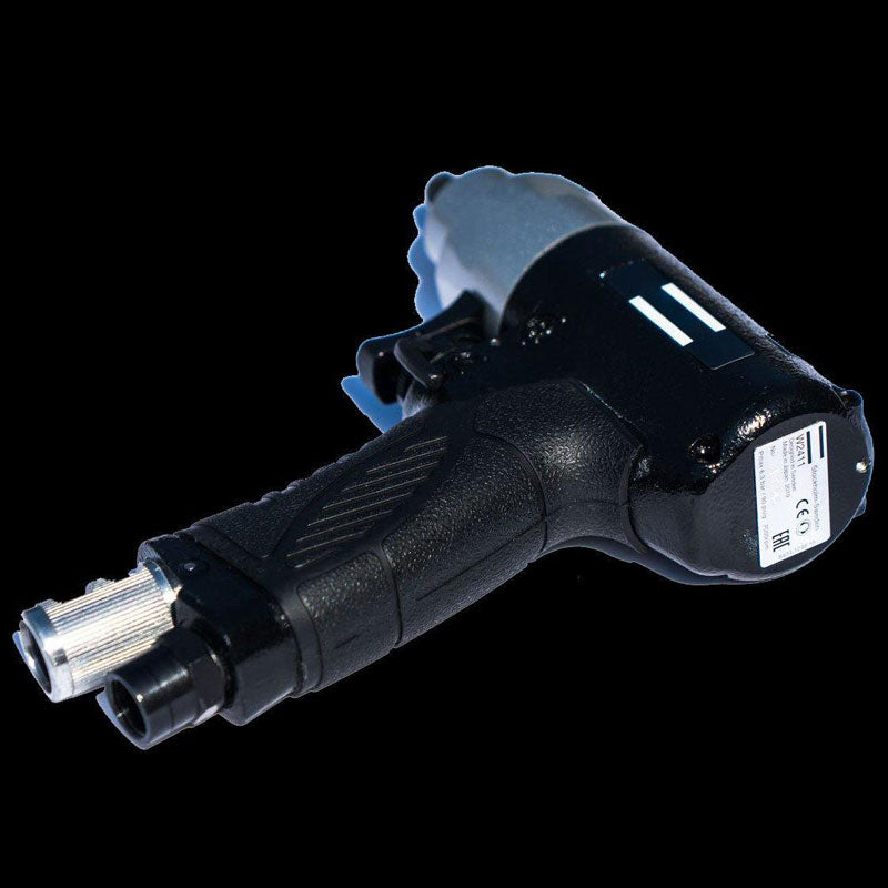 Pneumatic impact wrench deals torque